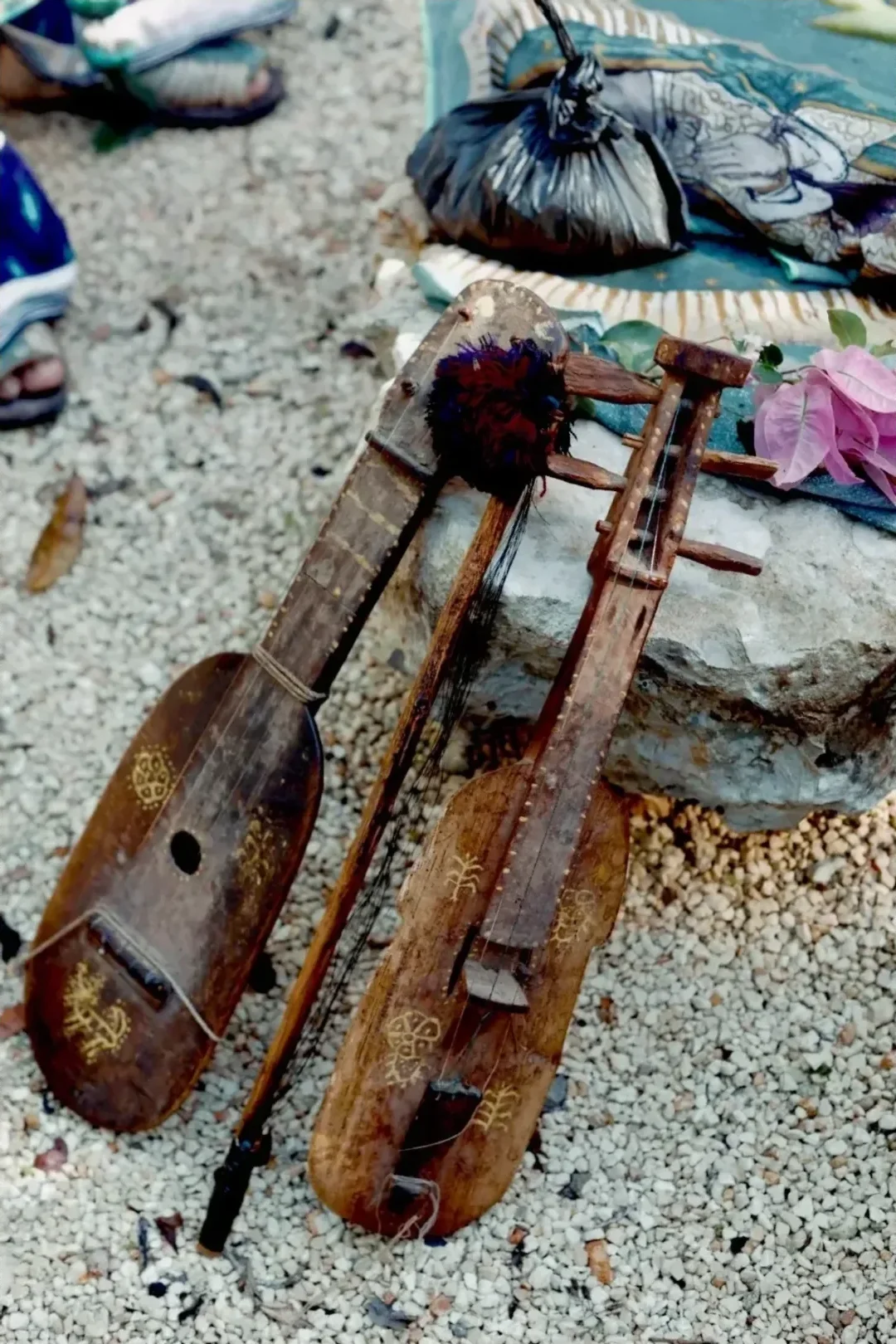 Traditional Wixárika instruments used in ceremony